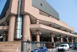 Amministratore di condominio di Pinerolo condannato: dovrà risarcire oltre 80 mila euro