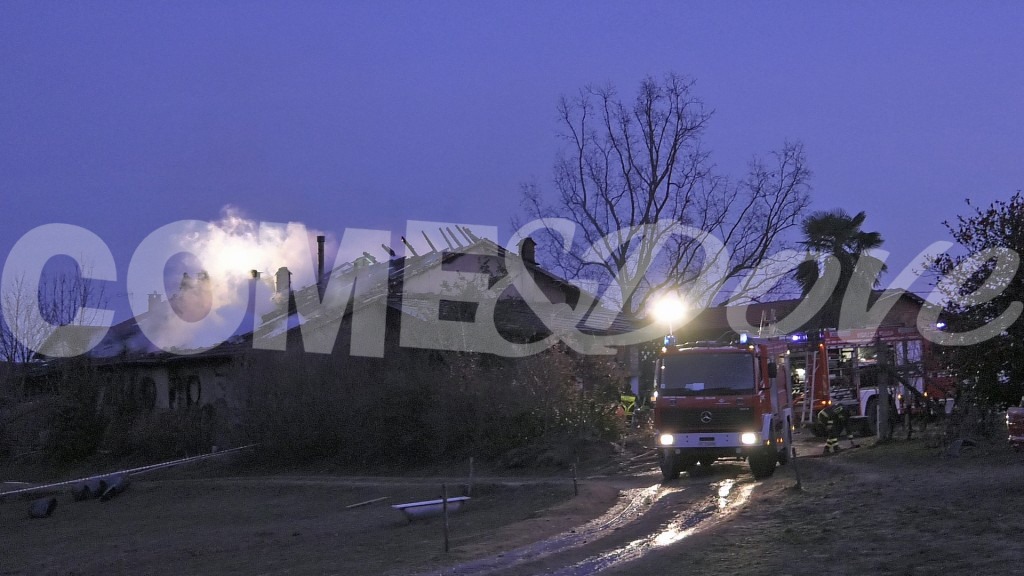 incendio-bricherasio-scena-notte