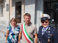 Da sinistra la comandante Ermenegilda Aloi, il sindaco Luca Salvai e Carla Bocchetto.