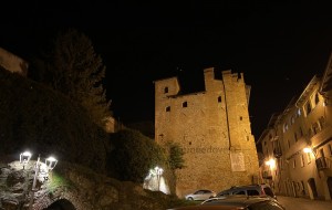 Arrivano i led e Pinerolo spegne le lanterne gialle del centro storico e dei portici