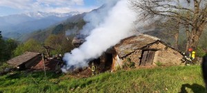 incendio angrogna 1