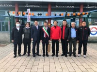 La delegazione cinese del ghiaccio in visita a Pinerolo