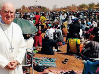 Il Papa  dopo l’Angelus rilancia le preoccupazioni di monsignor Debernardi, vescovo emerito di Pinerolo, per le sorti del Burkina Faso.
