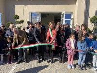 Roletto inaugura la nuova sede del municipio e la piazza antistante