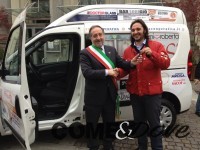 Consegnato il nuovo mezzo per il trasporto disabili