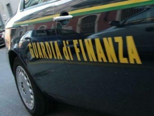 Pinerolo, oltre due etti di hashish ai giardini della stazione: denunciati due ventenni