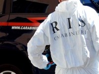 Indagine dei Ris e autopsia. Si indaga sulla morte dell’infermiere