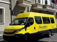 FOTO | Un nuovo scuolabus per il Comune di Pinerolo