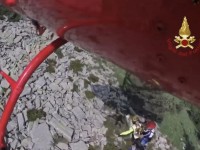 VIDEO | I vigili del fuoco salvano escursionista a Pinasca