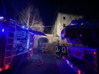 VIDEO | Ancora fiamme al merlettificio Turk