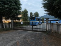 Luserna: bambino colpito dal cancello che cade