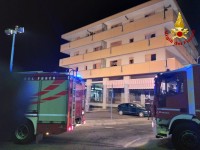 Per il fumo evacuato un condominio a Luserna. 12 intossicati