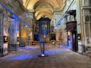 La mostra Sottopelle allestita nella chiesa di Sant'Agostino