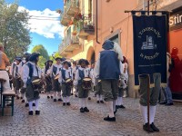 I tamburini de Pignerol aprono la rievocazione storica della Maschera di ferro