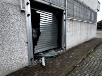 Pinerolo, tamponamento in centro: automobilista fermato dai carabinieri dopo spaccata a Frossasco